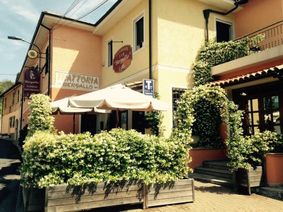 Albergo Ristorante Bergallo Tovo San Giacomo Exterior photo